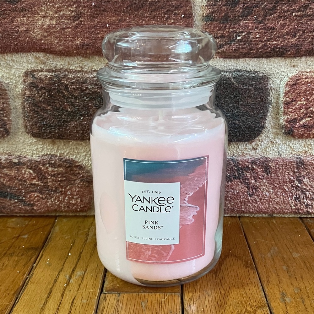 NEW Yankee Candle Pink Sands Large Jar Candle - Soft Pink